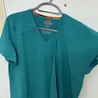 فساتين   سكرابات طبيه  شنط