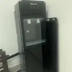 ثلاث مستخدم ست شهور جديد