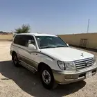 صالون للبيع