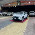 تويوتا   راف فور دفع امامي بنزين 2025جديد سعودي 98.900 شامل