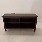 طاوله تلفزيون ايكيا العرض 36 و الطول 122 و الارتفاع 63