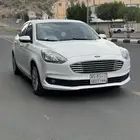 فورد اسكورت