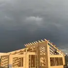 أكواخ ومظلات وجميع أنواع الخشبيات (مؤسسة الكوخ الراقي)