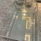 طاولة معه 6 خدمات