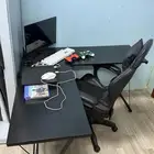 للبيع مكتب مع شاشه مع كيبورد مع كرسي 2 بروتين