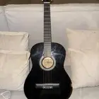 قيتار كلاسيك للبيع