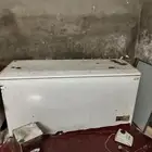 ثلاجة وفريزر