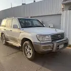 جيب لاندكروزر موديل 2004