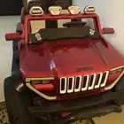 سيارة اطفال