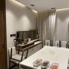 صاله طعام نضيفه جدا