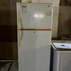 ثلاجه نظيفه