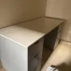 مكتب للبيع