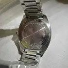 ساعه يد قوتشي للرجال لون أزرق داكن والسوار من الفولاذ .