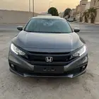 للبيع هوندا سيفيك فل كامل ممشى قليل موديل 2020