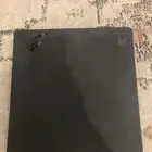 سوني 4 نظيف بس فيه خدشات بسيطه ما تضر سوني