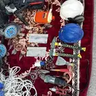 ادوات بناء وسنفرة للجدران استخدام نظيف