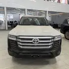 لاندكروزر L4 بريمي 2025 اسود تنفس طبيعي اقل سعر كاش وبنوك