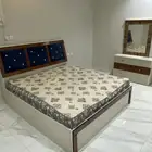 يوجد سرير نوم نفرين   تسريحه رقم التواصل