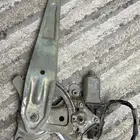 مكينة قزاز جيب لاند كروزر 2004 خلف اسايق