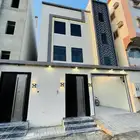 شقق تمليك علوي مع سطح مصعد راكب موقع متميز جدا وسط الخدمات
