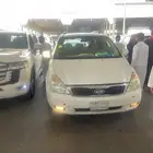 كيا كرنفال فإن سيارة عائلة