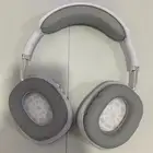 سماعات رأس بلوتوث شبه جديده استخدمتها 3 مرات بس