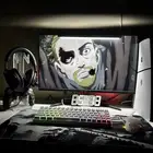 للبيع سوني فايف سليم ون تيرا مع طاولة وشاشه وسماعه