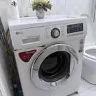 غسالة LG نظيفة