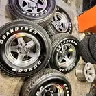 جنوط ريس مع كفرات دنلوب مقاس 275 70 16