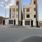 للبيع شقق علويه بمصعد جاهز وسطح خاص ف ابها حي الزهور