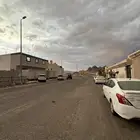ارض للبيع بجانب التخصصي بحمراء الاسد مبني عليها قواعد