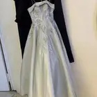 فستان جديد ما لبسته الا مره وحده