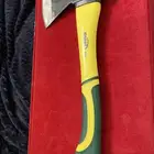 فاس صغير ينفع للعزبه والموتر