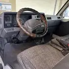 باص نيسان 2001