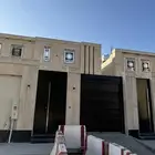 للبيع   عمارة دور قريبة من شارع الامام البخاري بالعزيزيةر