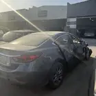 مازدا تالف للبيع.