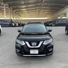 للبيع نيسان اكس تريل 2019 - فل كامل - بحالة الوكاله