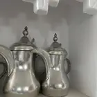 دلال للبيع