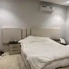 غرفة نوم كاملة   كنب صالة مع 5 طاولات للبيع