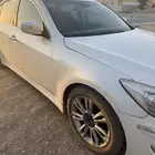 للبيع جينيسس 2013