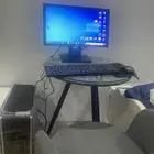 كمبيوتر بكامل ملحقاته للبيع