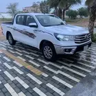 هايلوكس2023 شبه جديده ماشيه 32 الف