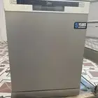 غسالة صحون نظيفة