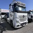 حراج معرض رائد للسيارات والشاحنات والمعدات كل يوم جمعة