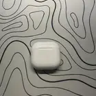 سماعة ايربودز 4 معا خاصية عزل الضوضاء