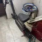 سكوتر للبيع وعايزين شي خفيف  400
