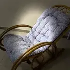 كرسي هزاز من الخيزران