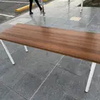 طاولات للبيع