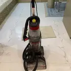 مكنسه كهربائيه بيسيل سجاد و ستائر المكنسة مستعمله نظيفه جدا