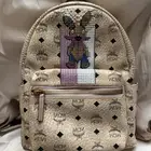 شنطة ظهر للبيع mcm اصلية